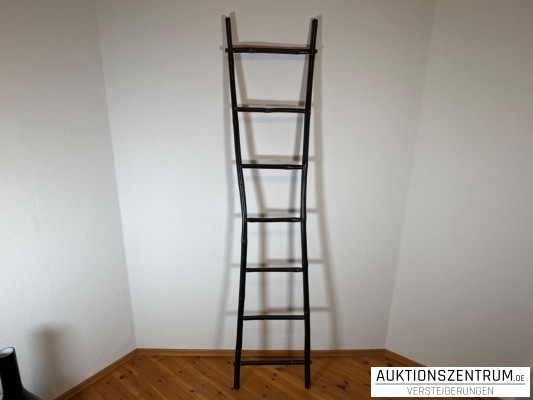 Dekorative schwarze Bambusleiter mit fünf Sprossen, Höhe ca. 210 cm