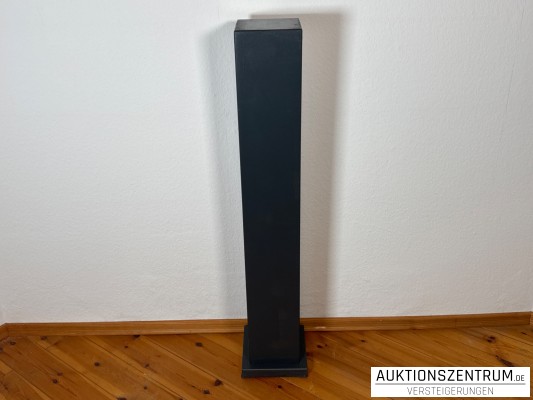 Präsentationssäule / Ausstellungspodest / Konsole aus Holz, Höhe 100cm