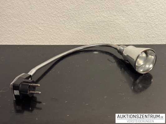 STILETTO DESIGN Steckerleuchte Glühwürmchen Typ 120 SFA1 mit Schwanenhals Chrom Steckdosenleuchte