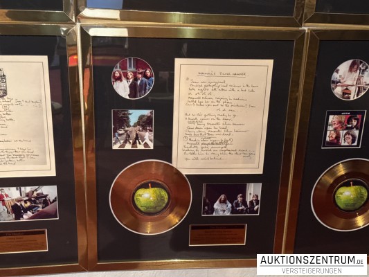 The Beatles Gold Award Display + Songtext: Maxwell's Silver Hammer, Apple Vinyl