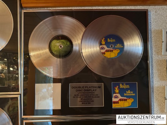 The Beatles Double-Platin Vinyl Award Display 4/50 - White Album / Yellow Submarine Limited Edition