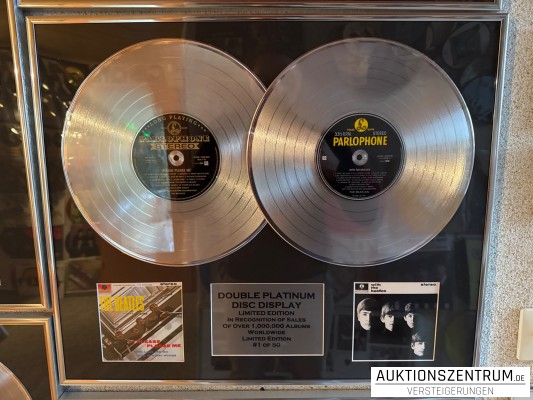 The Beatles Double-Platin Vinyl Award Display 1/50 - Please Please Me / With The Beatles Limited Edition