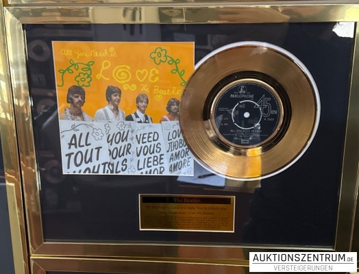 The Beatles Gold Award Display Nr. 1 Hits: All You Need Is Love / Baby You Are A Rich Man, Parlophone Vinyl