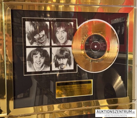 The Beatles Gold Award Display Nr. 1 Hits: Hello Goodbye / I Am The Walrus, Parlophone Vinyl