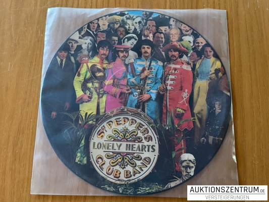 The Beatles Sgt. Pepper`s Lonely Hearts Club Band Picture Disc LP Vinyl
