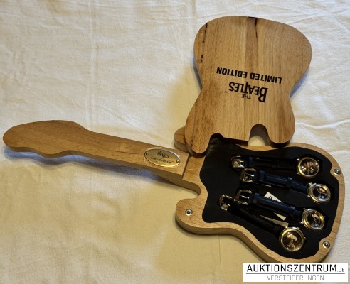 The Beatles Four Face Watch B60 Collection Wood Guitar: 4 Watches/Uhren Limited Edition 831/5000
