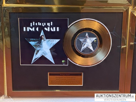 Ringo Starr Gold Award Display Single: Photograph, b/w Down and Out, Emi Records Vinyl