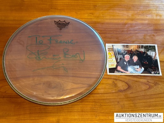 Original Pete Best (The Beatles) Autograph Remo Ambassador Drumhead Schlagfell