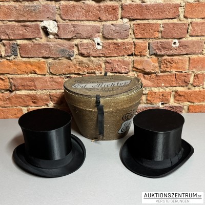 Paar Zylinderhüte, Eduard Richter Zittau, im Hutkoffer, antik