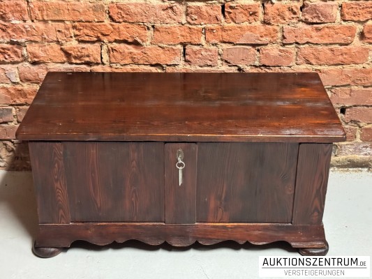 Rustikale Holztruhe braun gebeizte Sitztruhe/Aufbewahrungstruhe 96*45*48 cm